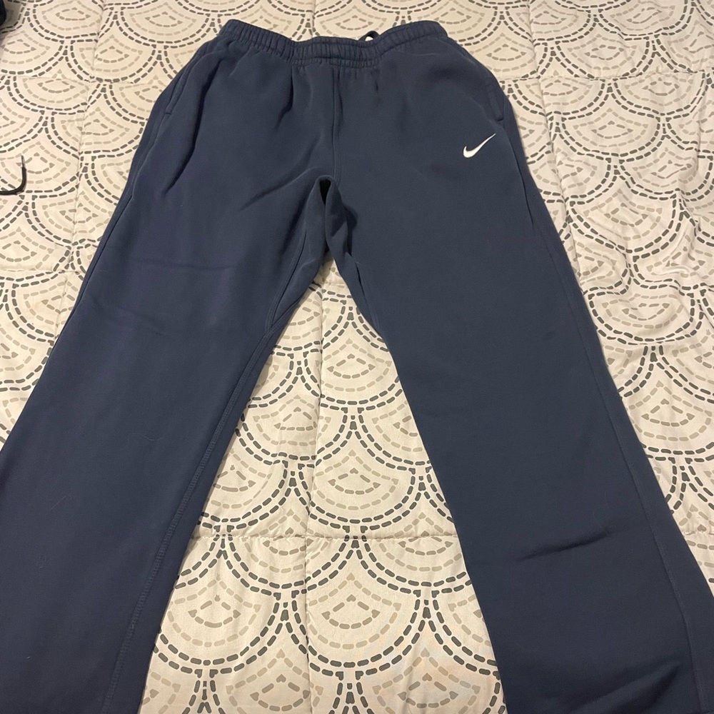Great condition.  Mens Navy Blue Nike Sweatpants.  Size Large